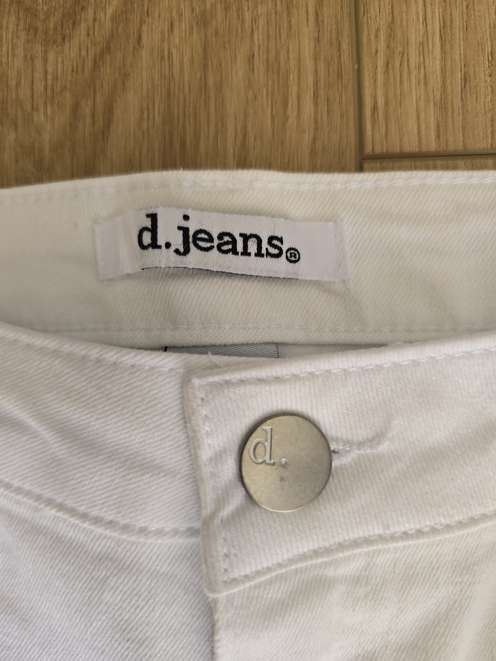 d. jeans White Mid-Rise Denim Shorts - Picture 5 of 8